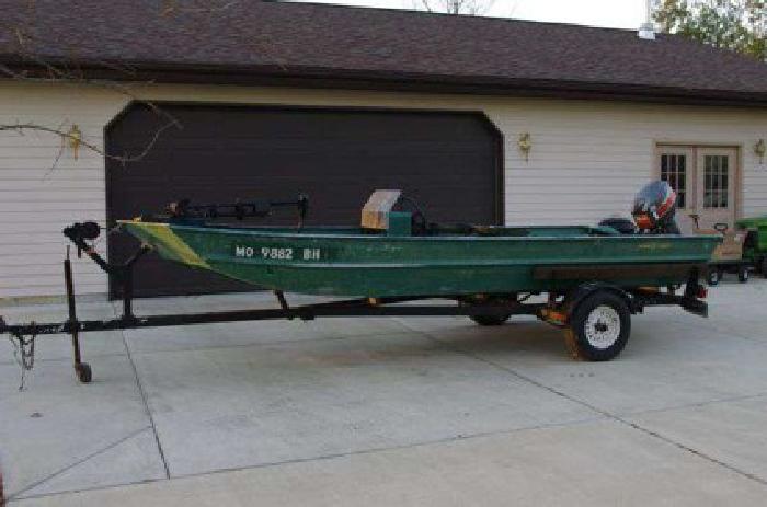 $1,100 16' Johnboat, 30 hp Mariner (Washington, MO)