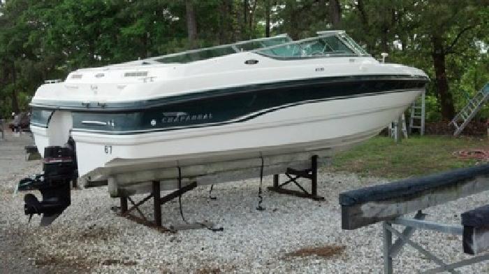 1996 Chaparral 2330SS bowrider