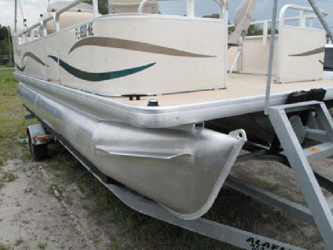 2005 Pontoon Boat Tuscany by Sweet Water