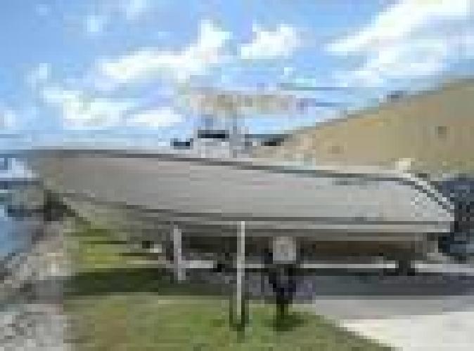 2007 Century 3200 CENTER CONSOLE Boat For Sale
