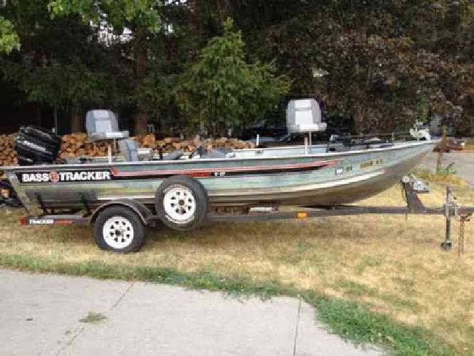 $2,900 Fishing Boat 17'
