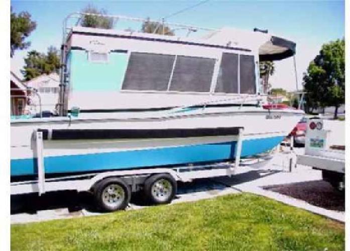 $33,000 1969 24 (ft.) Cobalt Boats Houseboat