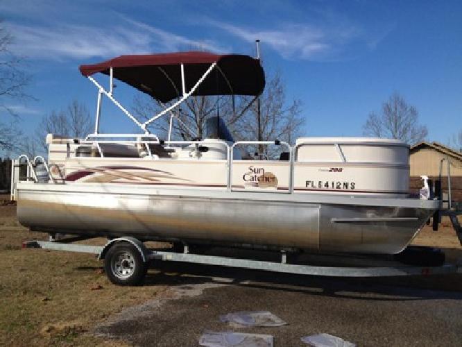 $8,500 2008 G3 Pontoon Boat