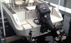 1988 Sea Ray 20 LAGUNA Powerred by Yahama Optimax 175HP. Very Clean. T-Top. Trolling motor on trim tabs. Lift kept. No bottom paint. Battry charger. GPS/ChartPlotter/FishFinder. Includes trailer. For more information please call