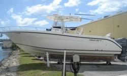 2007 Century 3200 CENTER CONSOLE **THIS IS A BROKERAGE BOAT.CHECK OUT THIS FISHING MACHINE!! She is beautiful inside and out. Beautifully equipped with outriggers, Raymarine Electronics with radar, plenty of storage, and extra low hours on the Yamaha 250