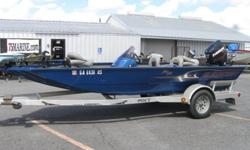 2007 Alumacraft Pro 175 powered by a 2007 Evinrude 90 hp E-Tec outboard engine! Options include