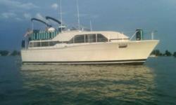 1977 35' Chris Craft Double Aft Cabin Motor Yacht $14,000
Buy it now and take advantage of my off season price!! Save BIG $$$$$$ !!!!!!!!!! . There are several of these on the internet right now ranging from $29,000 to $38,000, and I doubt any of them are