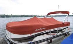 Description/Condition
Our elegant SUN TRACKERÂ® PARTY BARGEÂ® 20 Regency Edition is luxuriously appointed with upscale features that include an extra-wide padded sundeck with pop-up changing room, plush lounge seating with concealed storage, SiriusÂ®-capable