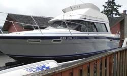 Looking for an Old Dirty, Musty, Mildew ridden, Oily Bilged Bayliner FlyBridge Project?If so This Is Not It, They Simply Don't Come Any Nicer Than This Beautiful Example of Bayliner Design and ComfortA Wonderful Blend of Modern Day Fiberglass with just