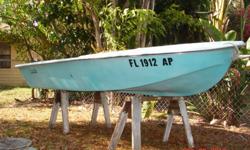 10 ft fiberglass boat...no title thoughcall 941-920-6860 betw 9am and 9pm please...thx !