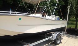 This is a really nice 89 Henry O with a Suzuki 115. Built by Andy McKee of the McKee Craft boats. The boat is in fantastic shape with a very nice galvanized trailer. In the last 2 months I have replaced the steering cable, rebuilt all 4