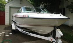 1996 Boston Whaler Rage 18, one of the rarest whalers produced! The boat measures 18ft and has the upgraded factory Ford 351 motor with an American Turbine jet drive.The boat is in good overall condition with a few blemishes. The engine/jet drive were