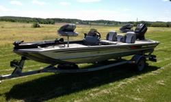 1997 Tracker ProTeam 17 BassTracker.This boat is in Great condition. The package includes...-Fully galvanized rust free trailer with new tires. (+/- 1000 miles on them)-Bearings were just checked out in May 2014.-Spare tire with galvanized rim, chain and