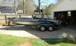 1998 519 SVS Ranger with a 2003 Yamaha 225 hp Vmax 0x66 .Boat, trailer and engine are all mechanically sound other than some cosmetic issues typical for a 1998 hull. Some Carpet has been replaced not a perfect match but in decent shape and a small rip on