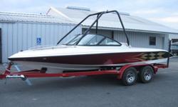 2004 Gekko GTO 22 Ski/Wakeboard boat powered by a Mercruiser 350 MAG mpi direct drive engine with low hours! This is a very spacious boat featuring an open bow, captains seat, wrap around bench and back bench convertable to a sunpad. Options include