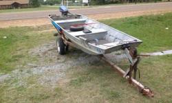 14 foot monarch Jon boat on trailer with 15 HP Evinrude Motor that runs great. This ad was posted with the eBay Classifieds mobile app.