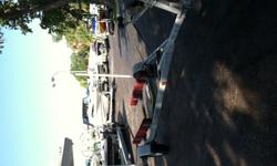 Continental Boat Trailer. All new components, Not a spec of rust. Like new! For 18-19' Boat