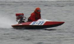 DeSilva Brothers, C-Class Racing Runabout 13 foot roll-up boat, equipped for a Flat-Turner fin Great Condition Raced in pro division, antique class last 5 years. 3 time champion in C Mod No reasonable offer refused!!! Contact Sherm (e) (click to respond)