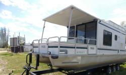 ****1995 8' by 30' MYACHT Aluminum Pontoon Houseboat including a 90 HP 2-Stroke EVINRUDE Motor and a NEW 2015 Triple Axle Bunk Trailer. MYACHT Houseboats are well known for their exceptionally large pontoons which increase their flotation and maximum