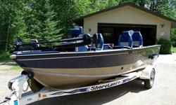 This is a VERY well kept 2000 Lund Angler SS 17 Foot. In a RARE blue/tan 2 tone color & 115HP 2 Stroke Johnson motor with stainless steel viper prop. The motor says 1999, but was purchased new as a pair with this boat in 2000, and runs smooth with great