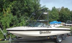 You are looking at a 2001 Malibu Sportster LX. This boat is in show room condition. It has been garage kept since day one, im the first owner . This has a great slalom ski wake and good wakeboard wake when the wedge is deployed and some weight is added.