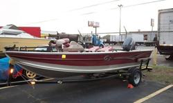 Up for sale is a 2002 G3 17' aluminum Deep-V with a 90hp YAMAHA two-stroke outboard with power tilt and trim and a stainless steel prop. It is a one owner boat.It has a 50lb. Minn Kota trolling motor and two deep cycle batteries. It is in very good