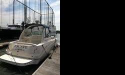 Only 129 running hours on this nearly new and very clean 2003 Sea Ray 300 Sundancer that is conveniently on display at MarineMax of Manhattan in Chelsea Piers. Major factory options for this boat include