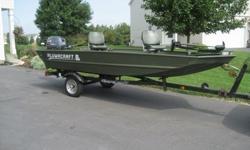 Up for sale is a 14 foot 2004 Alumacraft Jon Boat (Modified V) with a 2005 Shorelander Trailer and 2006 Yamaha 25HP Four Stroke motor with electric start. This boat has never been in any accident or collision and has a clear title as does the motor and