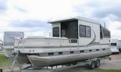 2004 SUNTRACKER 32 REGENCY EDITION PARTY CRUISER 32 PONTOON BOAT THAT WITH A DEPENDABLE MERCURY MERCRUISER 3.0 4-CYLINDER ENGINE WITH A MERCURY ALPHA ONE OUT DRIVE. IT HAS A VINYL INTERIOR, DRIVING AREA WITH FULL SET OF GAUGESCONTROLS,TILT,TRIM BUTTON,