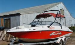 Like new, only 120hrs. Top in its class, 7.01 mtrs long, 2.59mtrs beam, licensed for 10 people. Powered by a Mercury 250 horsepower Optimax driving a Sport Jet.Awesome fun machine for the whole family. Super - responsive handling, turn on a dime, great