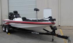 You are looking at 2006 NITRO NX 898 SC BOAT. This boat will guarantee a few double takes from its onlookers. Her low, and sleek design really sets her apart from other boats her size. It is a spacious boat that can seat up to 4 people!!! Enjoy the