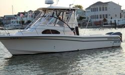 Stock Number: 710407. Anchor Windlass, Twin Yamaha 250s, 210 hours on motors, companion seat, stereo, marine head w/electric flush, shower, hot water, micro wave,2 burner stove, 15' outriggers, coast guard package, shore power, CD Player, bow pulpit, new