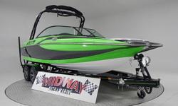 The Supreme S21 was a brand new boat in 2014! What a huge success! You can not find a surf boat that produces such a huge surf wake for this kind of money! Quality built without all the high dollar electronic controls. This S21 will do everything you