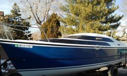 Killer DEAL!! 2006 MacGregor 26ft $22,000 Or Best Offer!
This is by far the best type of sailboat if you live near lakes...and LOVE to SAIL and spend the weekends aboard!
This 26ft MacGregor is Beautiful inside as well as on the the outside. With custom
