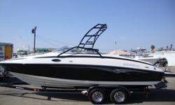 BIG OPEN BOW with bathroom!
The 2005 246 is built for someone who knows how to cruise the water in style.
Standard features include richly upholstered bucket seats, anchor locker, built-in ski locker,tilt steering.
Executive features such as an enclosed
