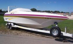 1994 29' ENVISION 2900 COMBO MID CABIN OPEN BOW, TWIN 454 EFI MAGS 390 HP EACH. 350 hrs, scaned. POTTIE AND SINK IN CABIN, ALL IN EXL COND. ROOM FOR AT LEAST 11. DROP DOWN BOLSTERS, TRIM TABS, STEREO.SNAP IN CARPET.NEW TIRES ON FACT TRAILER INCL SPARE. NO