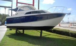 2008 Bayliner 246 DISCOVERY EC For more information please call