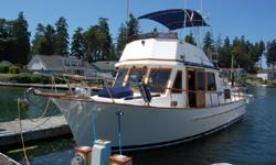 Offered well below its Surveyed value, this 1984 35' CHB tri-cabin trawler, is in excellent shape, mechanicaly and structuraly. All structural and mechanical systems were gone through and repaired. The interior teak has been exquisetly maintained.One of