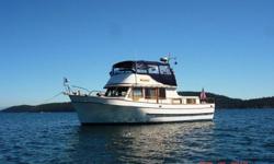 The last Ocean 40 monitored by Alexander before the Ocean Alexander range, this tri-cabin Trawler is in beautiful condition inside and out. No leaks, fully enclosed canvas on the fly bridge, 120hp Lehman, GPS, Depth sounder, Radar, 2 x VHF, Diesel heat,
