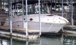 2006 Sea Ray 260 Sundancer comes with the following factory installed options