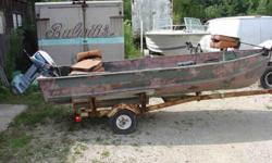Starcraft 14FT ALUMINUM V-Hull FISHING/HUNTING UTILITY BOAT with TRAILER.... NO MOTOR.... NEW TIRES on TRAILER....
**********$500/NEGOTIABLE.**********
CALL Jim at 815-651-6556 if Interested.
PHONE CALLS ONLY. THANK YOU.