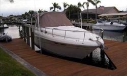1999 Sea Ray 340 SUNDANCER This is the top-selling express, among Sea Ray's most popular Sundancer models ever. She delivers an enviable blend of sophisticated design and luxury accommodations. Highlights include spacious interior with premium