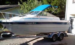 This boat is a great affordable fishing/diving/enjoying life boat the aft open cockpit is WIDE OPEN for your day on the water! Outboard motor mount (NO MOTOR) (I used a 225hp Mercury), mounting bracket for kicker motor (NO KICKER) , 2 manual Scotty