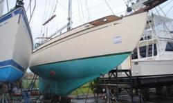 This 37 foot Tayana cutter rigged sloop was constructed in 1983 and is located in New Bedford, Massachusetts.The Tayana 37 is one of Robert Perry's most successful designs, with close to 600 boats completed to date. The Tayana 37, with its double-ended