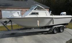 1991 21.5' CUTTY STRATUS w/200 HP Johnson Outboard. Includes Hummingbird Depth Finder, hydraulic steering, and 950 Garmin GPS. Complete with Performance boat trailer. Boat is in good condition, but does need some minor work.