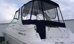 2006 Four Winns 318 VISTA ***THIS IS A RETAIL BOAT*** This boat has lees than 200 hours on a pair of 350 MAGS MPI. It has a nicely appointed interior with a full inclosure with screens and under water lights. Please make an appointment to come and see