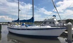 Price Drop to 39900.Owners not sailing anymore. Current owners have owned the vessel for 25 years. Center Cockpit with WalkthroughSpecifications:* Builder : Morgan Yachts /Catalina* Build Date : 1979* Length: 41,8"* Beam: 14'* Draw: 4.2 '* Rigging